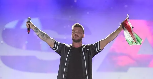 Şarkıcı Sinan Akçıl'dan samimi açıklamalar: "Annemden sevgiyi babamdan saygıyı öğrendim"