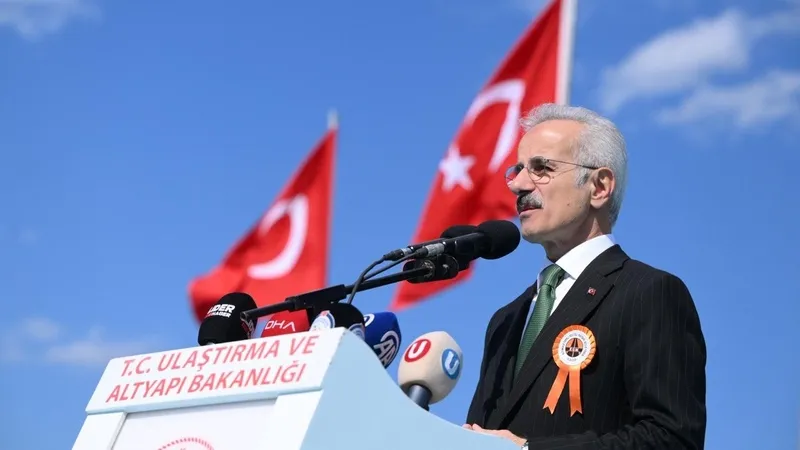 antalya-trafigine-nefes-274-milyon-tl-tasarruf-saglanacak-1775828869025.jpg Antalya trafiğine nefes: 274 milyon TL tasarruf sağlanacak-2