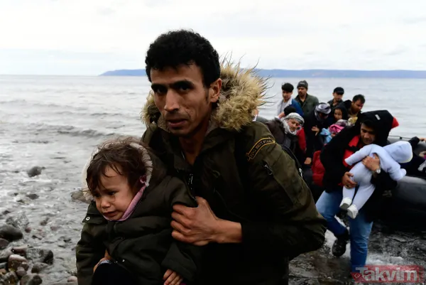 Ajanslar son dakika olarak duyurdu: İşte Yunanistan'a ulaşan göçmen botları - 30