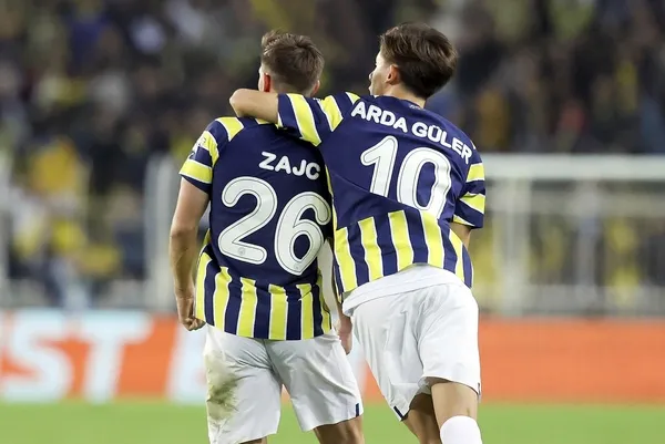 fenerbahcenin-genc-ismi-arda-gulerden-alkislanacak-hareket-1667644645911.jpeg Fenerbahçe'nin genç ismi Arda Güler'den alkışlanacak hareket-5