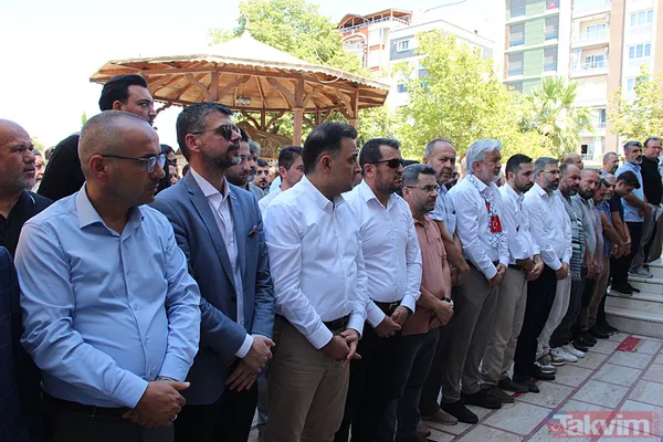 Dualarla cennete uğurlandı | Haniye için 81 ilde gıyabi cenaze namazı kılındı! Ayasofya Camii'ne akın ettiler - 17