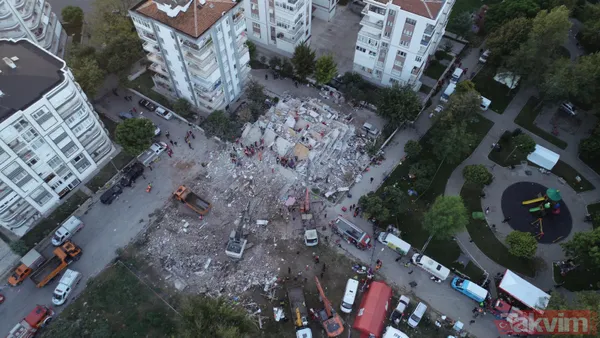 İzmir Seferihisar'da meydana gelen depremin yarattığı yıkım sabah havadan görüntülendi - 14
