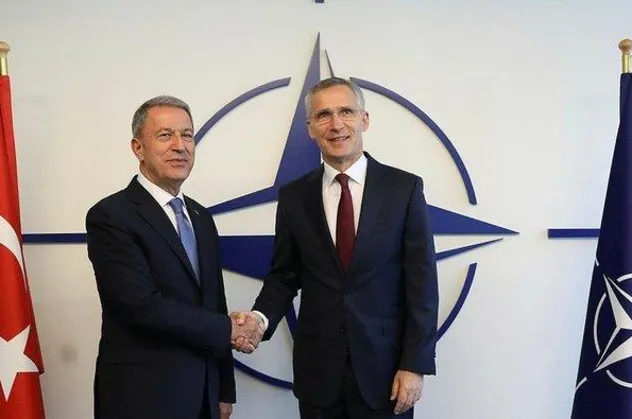 Milli Savunma Bakanı Akar, NATO Genel Sekreteri Stoltenberg ile görüştü