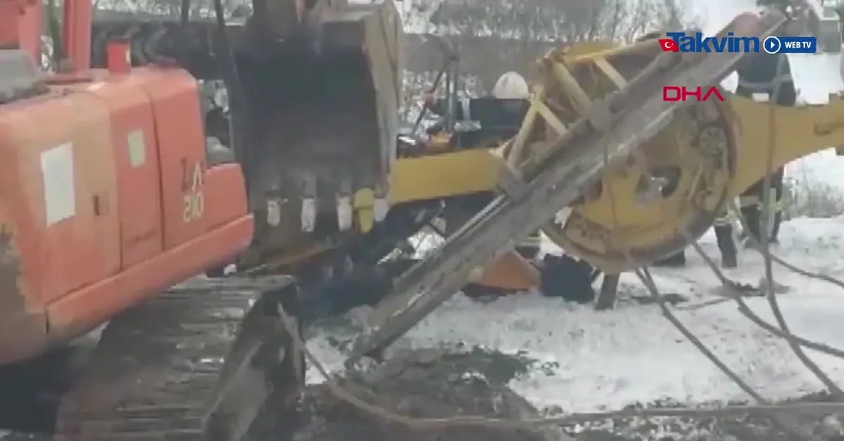 Çorum'da greyder devrildi: 1 ölü 2 yaralı