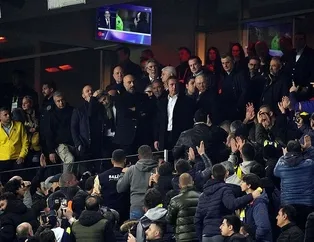 Galatasaray'ın Kadıköy galibiyeti Fenerbahçe'yi karıştırdı! Sarı-Lacivertli taraftarlardan istifa çağrısı