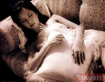 Bir Kadın Milyonlarca Yumurta İle Doğar, Ömrünün 6 Yılını Uyuyarak Geçirir.