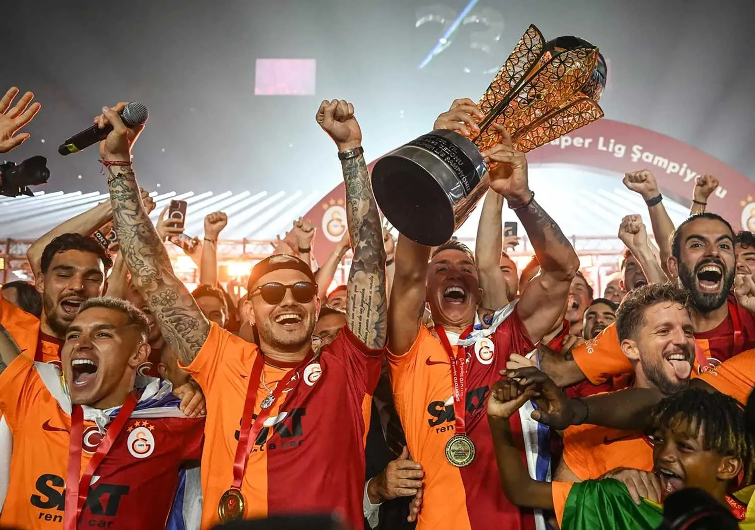 Galatasaray'dan 3 bomba birden! Taraftarlar çıldıracak - 23