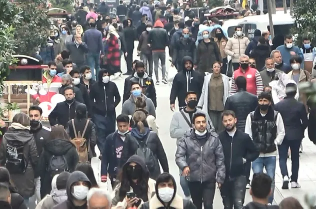 Koronavirüs vakalarında kırmızı alarm! Yeni tedbirler mi geliyor?