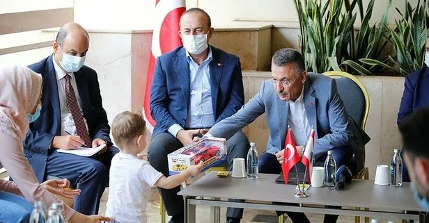 Cumhurbaşkanı Yardımcısı Fuat Oktay ve Dışişleri Bakanı Mevlüt Çavuşoğlu Beyrut’taki patlamada yaralanan Türklerin aileleriyle görüştü
