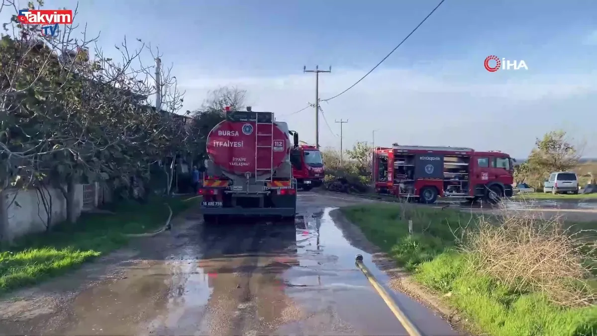 Bursa Mudanya'da bir ev küle döndü!