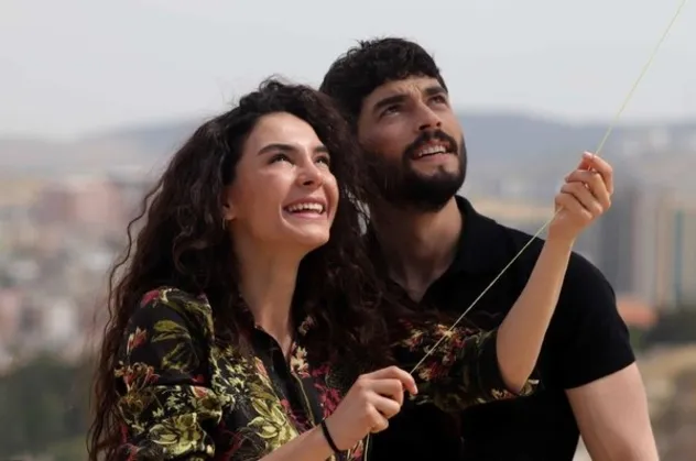 Hercai sezon finali 12. bölüm izle (ATV)