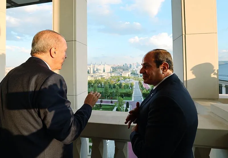 Başkan Erdoğan Mısır Cumhurbaşkanı Abdülfettah es-Sisi'yi uğurladı-3