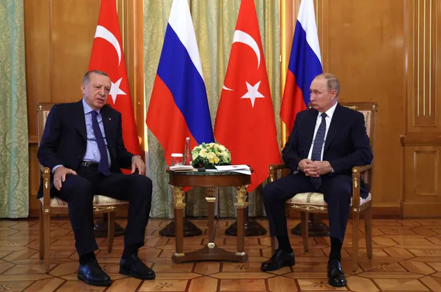 Dikkat çeken Macron ve Scholz detayı! Erdoğan - Putin samimiyeti karelere yansıdı