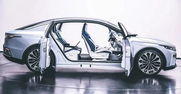 Heyecan dorukta! Yerli ve milli gurur Togg'un yeni modelinden ilk görüntüler