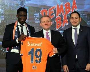 Demba Ba 2.5 sezon Medipol Başakşehir’de