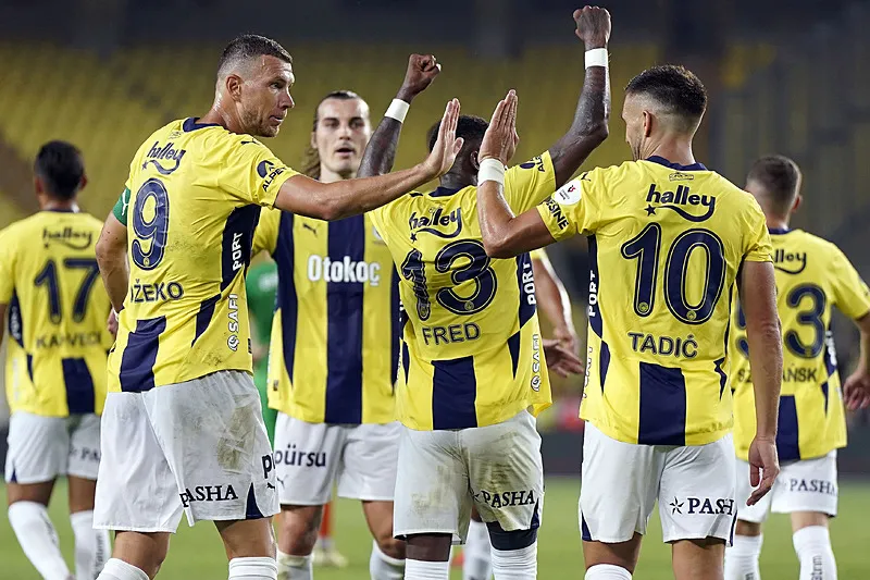 Fenerbahçe'ye 1.90'lık forvet! Transfer için sözleşmesi hazır - 3