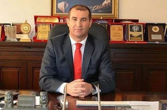 Son dakika: Koçarlı Kaymakamı Fırat Çelik, FETÖ'den açığa alındı