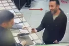 Mersin'de şehit annesini terör yalanıyla dolandıran şebeke çökertildi: Parayı altına çevirip elden ele dolaştırmışlar!