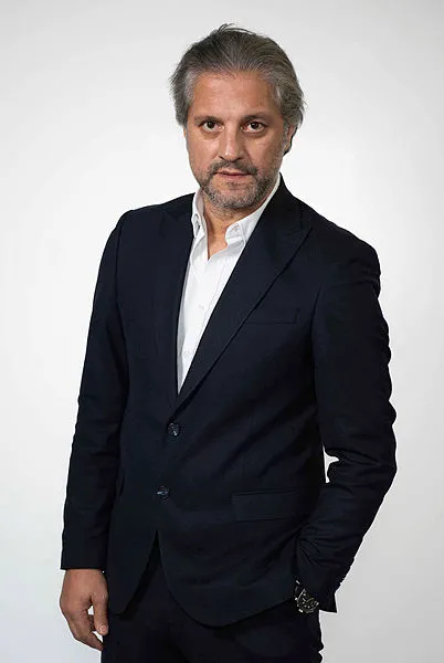 ben-bu-cihana-sigmazam-atakan-kimdir-kim-oynuyor-ben-bu-cihana-sigmazamin-atakani-ragip-savas-nereli-kac-yasin-1663678789939.jpg Ben Bu Cihana Sığmazam'ın Atakan'ı Ragıp Savaş nereli, kaç yaşında, hangi dizilerde oynadı? Ben Bu Cihana Sığmazam Atakan kimdir, kim oynuyor?-3