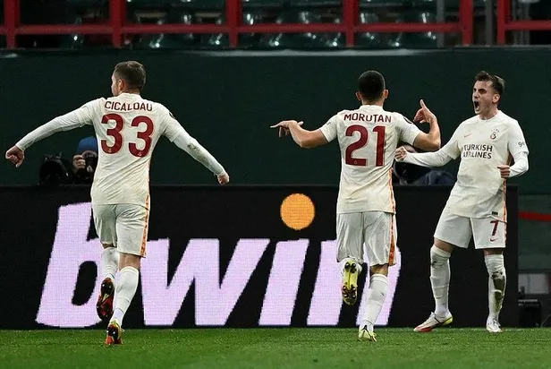 kerem-akturkoglu-galibiyeti-getirdi-lokomotiv-moskova-0-1-galatasaray-mac-sonucu-1634849823103.jpeg