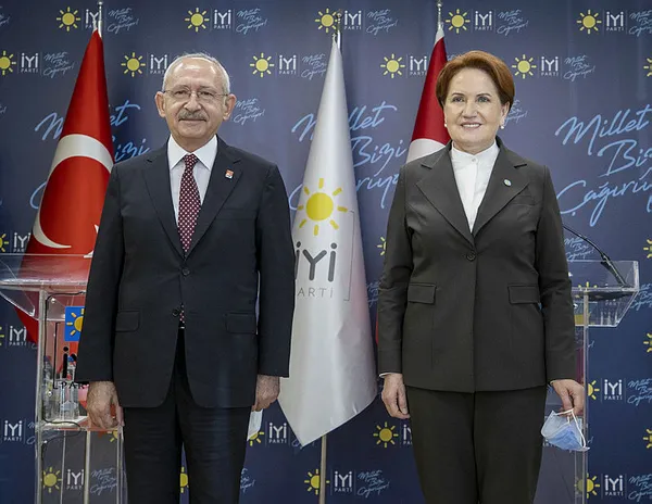 kemal-kilicdaroglu-ve-meral-aksener-erken-secim-aciklamasi-yaparken-muhabirler-orali-olmadi-1606308979255.jpg