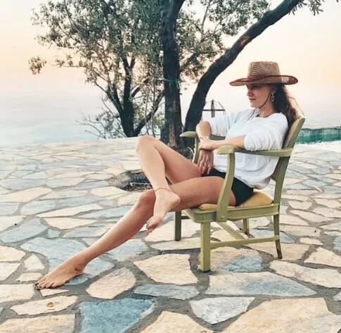 Serenay Sarıkaya yeni evi için kolları sıvadı! Yeni rota Kaz Dağları...-3