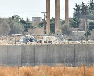 Fıratın doğusunda büyük panik! Kamyonlar birbiri ardında geldi