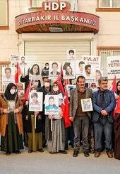 Diyarbakır Anneleri’nin kararlı duruşu 1669 gündür devam ediyor: 20 yıl geçse de eylemimizden vazgeçmeyeceğiz