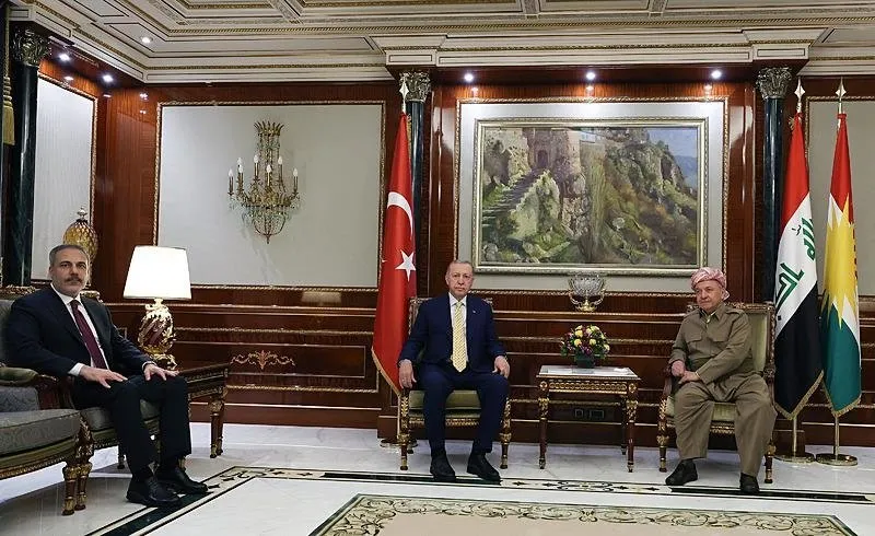 Başkan Erdoğan, Mesut Barzani arasındaki görüşmede Dışişleri Bakanı Hakan Fidan da hazır bulundu