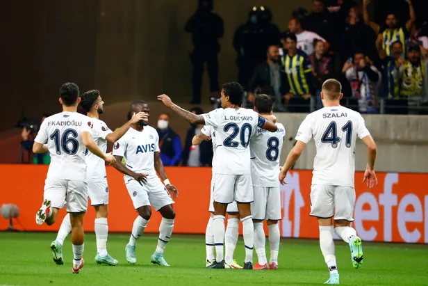 fenerbahce-olympiakos-canli-mac-izle-uefa-fenerbahce-fb-olympiakos-maci-canli-izle-1637869781224.jpg Fenerbahçe Olympiakos canlı maç izle! UEFA Fenerbahçe FB Olympiakos maçı canlı izle-3