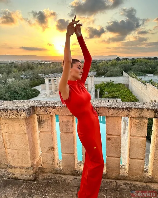 Hande Erçel kırmızılar içinde paylaştı! Arzu Sabancı’nın müstakbel gelini ayakkabılarının fiyatıyla dudak uçuklattı - 13