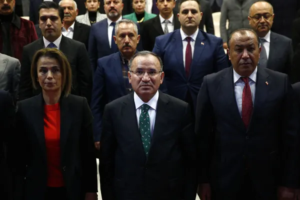 Son dakika: Kur'an-ı Kerim'e yönelik alçak saldırı! Adalet Bakanı Bekir Bozdağ: Sebebi tamamen İslam düşmanlığı-2