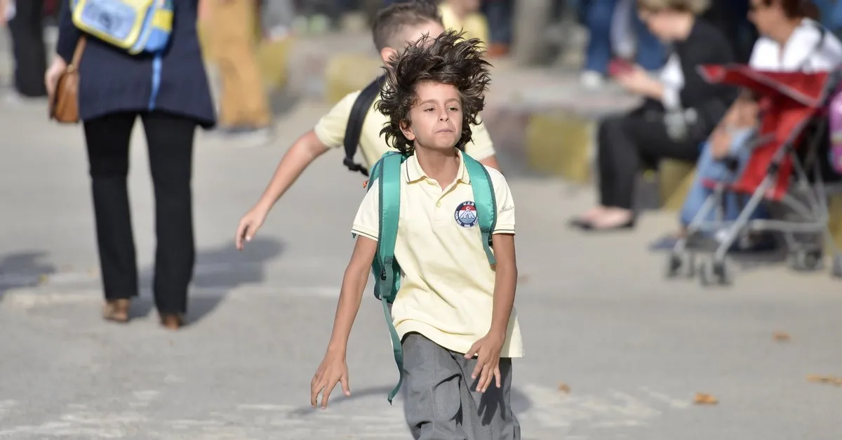 Cocugum Hangi Okula Baslayacak 2019 Meb Ilkokul 1 Sinif Ortaokul 5 Sinif Okul Kayitlari Ne Zaman Takvim