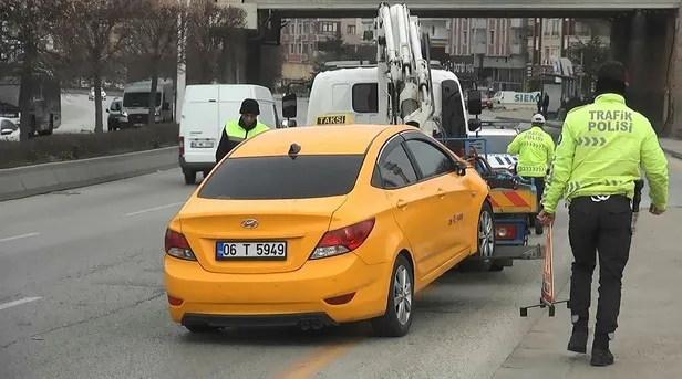 taksinin-carpmasiyla-oldu-uzerinden-cikanlar-soke-etti-1673525168554.jpeg Taksinin çarpmasıyla öldü! Üzerinden çıkanlar şoke etti-1
