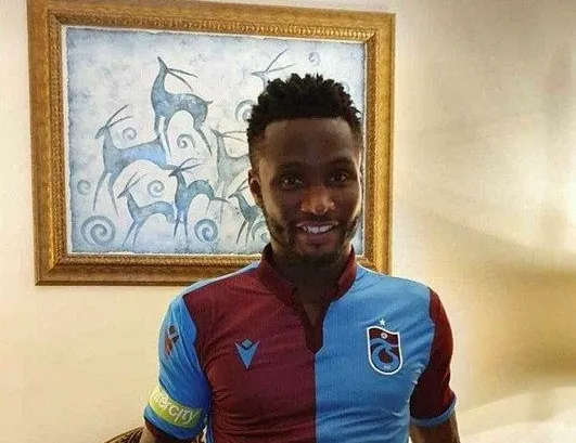 Obi Mikel bekleniyor