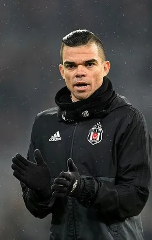 Beşiktaş'ta Pepe şoku! Pepe ara transfer döneminden Beşiktaş'tan ayrılacak mı?
