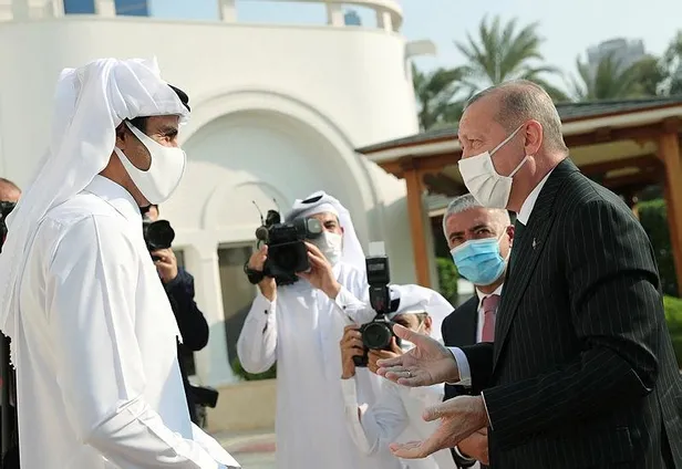 CHP lideri Kılıçdaroğlu'nun "Erdoğan Katar Emiri Temim'in önünde eğildi" yalanına AK Parti'den görüntülü yanıt!-1