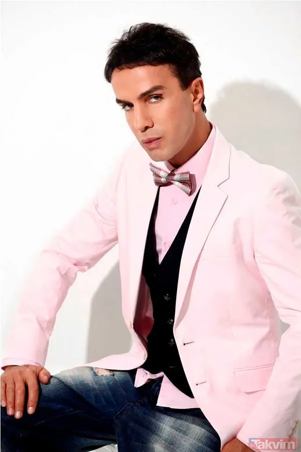 Aramızda Kalmasın programına katılan Yılmaz Morgül, Ferdi Tayfur'un kızı Tuğçe Tayfur'a da tepki gösterdi ve gözyaşlarını tutamadı.