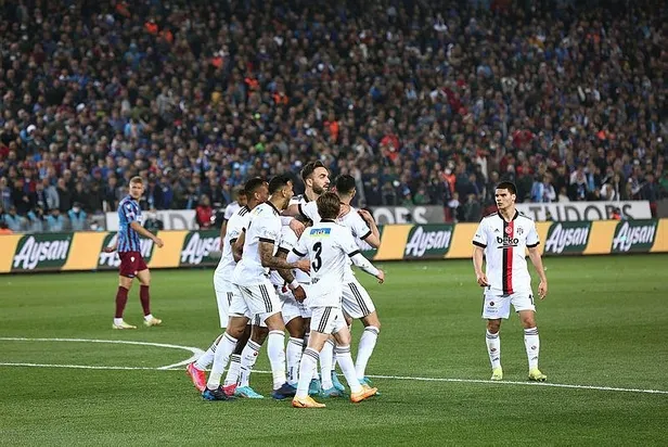 valerien-ismael-trabzonspor-macinin-ardindan-onemli-aciklamalarda-bulundu-1649027845867.jpeg Valerien Ismael Trabzonspor maçının ardından önemli açıklamalarda bulundu!-3