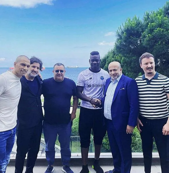 Adana Demirspor, transferde bombayı patlattı: Mario Balotelli ile dün 3 yıllık sözleşme imzaladı-1