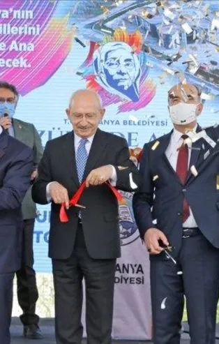 Kılıçdaroğlu'nun açılışını yaptığı anaokulunda büyük rezalet! CHP'li başkan temizlik işini öğretmenlere yükledi