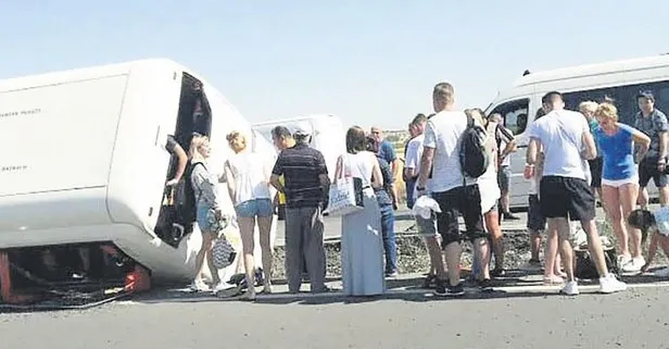Turist taşıyan otobüs yan yattı, 5 kişi yaralandı