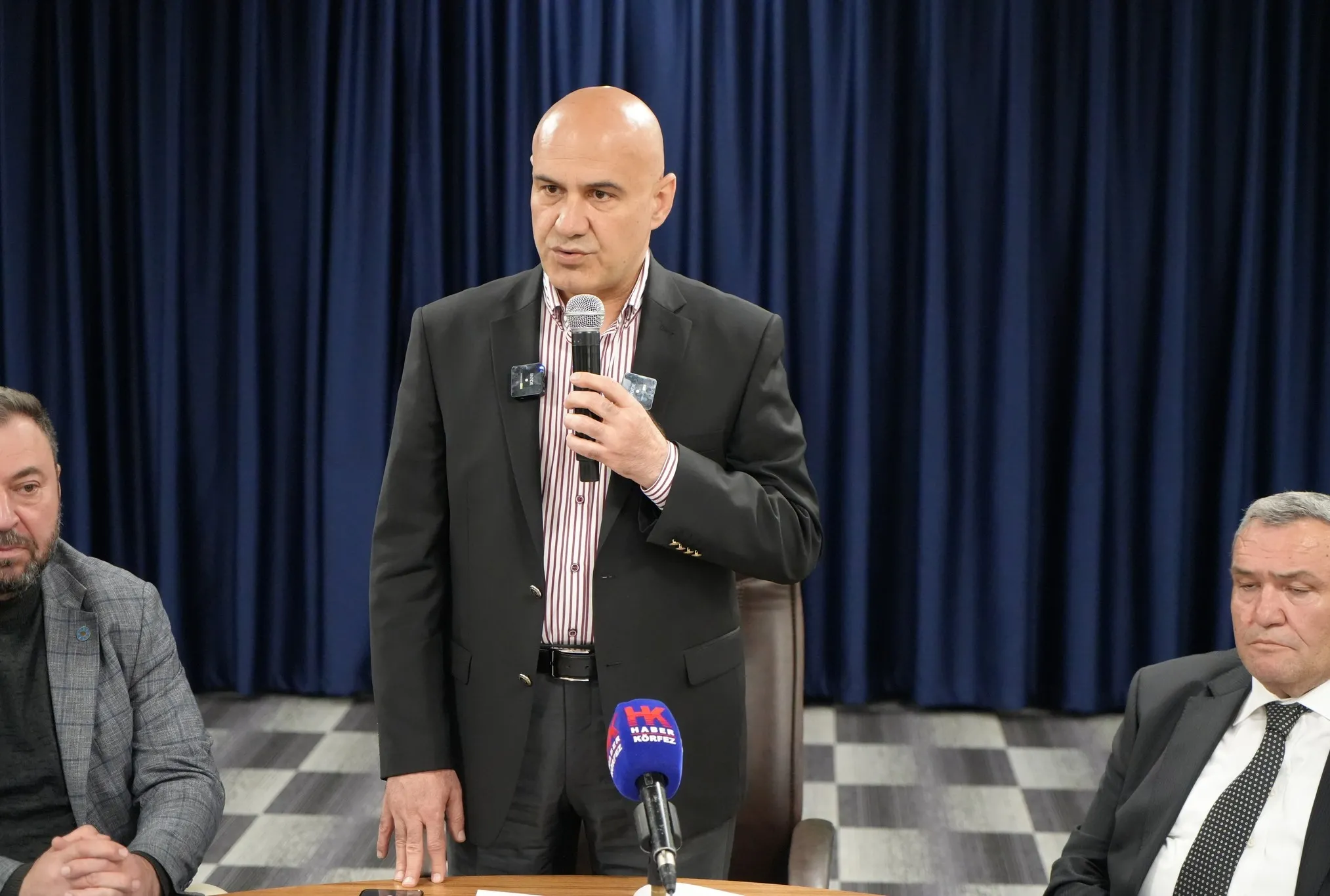 İP’li Çömez’den Özel’e: Siyasi kalpazanlık