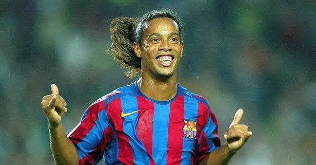 Brezilyalı efsane futbolcu Ronaldinho koronavirüse yakalandı!