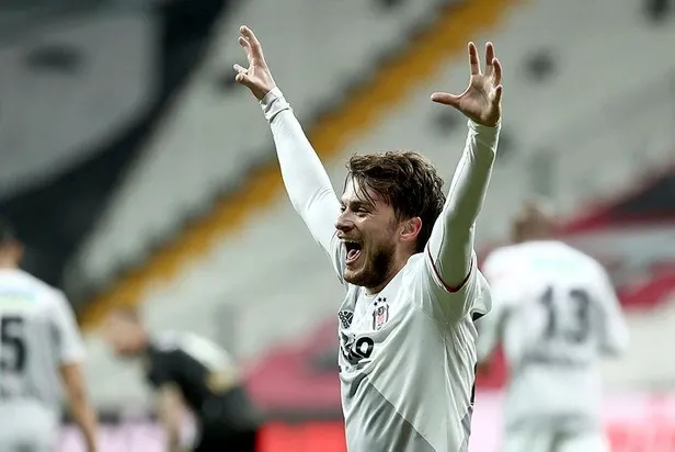 Beşiktaş yönetiminden flaş Adem Ljajic kararı! Yeni sezonda kadroda olacak mı?-2
