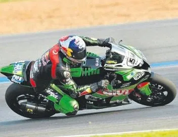 Toprak Razgatlıoğlu 2. yarışında 3. oldu