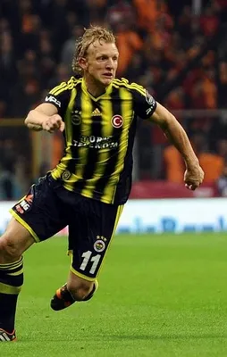 Fenerli yıldızı yerden yere vurdu