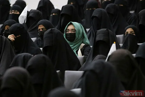 Afgan kadınlar Kabil Eğitim Üniversitesi’nde Taliban’a destek programı düzenledi - 10