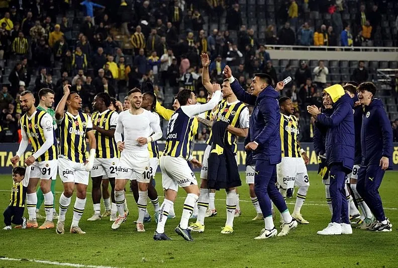 Fener bitti demeden bitmez