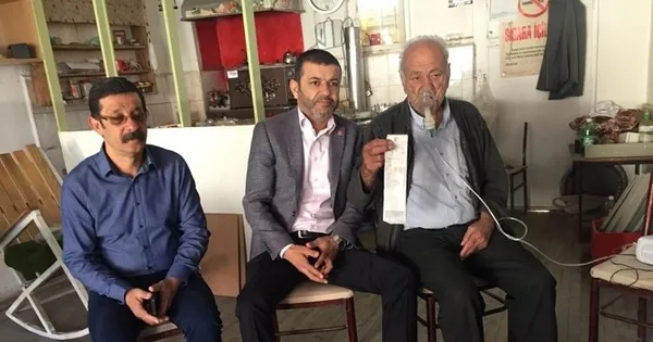 chpnin-koah-hastasi-uzerinden-kurdugu-elektrik-kesintisi-yalani-da-curutuldu-kahvehane-sahibi-7-bin-lira-gelir-1651486822010.jpg CHP'nin KOAH hastası üzerinden kurduğu elektrik kesintisi yalanı da çürütüldü! Kahvehane sahibi 7 bin lira geliri var-3